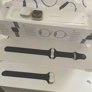 Brand New Apple Watch Series 7 Starlight Aluminum Case with Sport Band gps